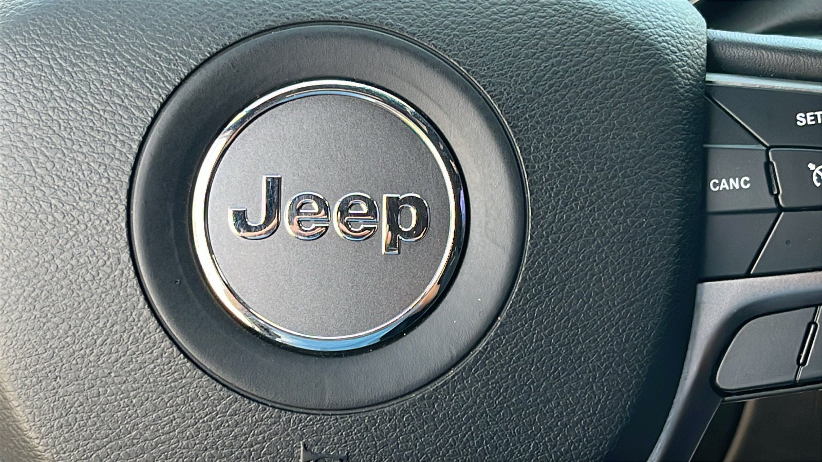 2021 Jeep Grand Cherokee Freedom - Photo 17