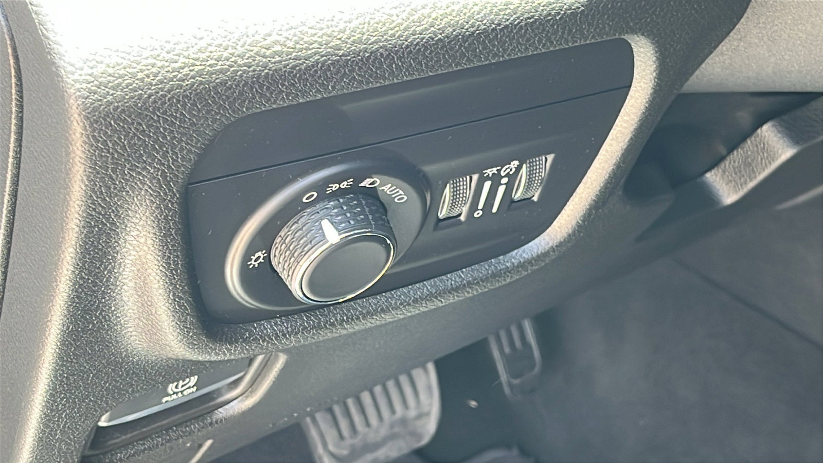 2023 Jeep Grand Cherokee L Laredo 4x4