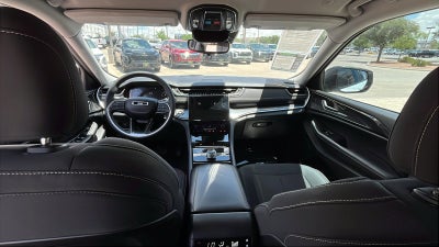 2023 Jeep Grand Cherokee L Laredo 4x4