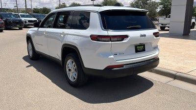 2023 Jeep Grand Cherokee L Laredo 4x4
