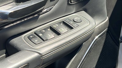 2022 RAM 1500 Limited Crew Cab 4x4 5'7" Box