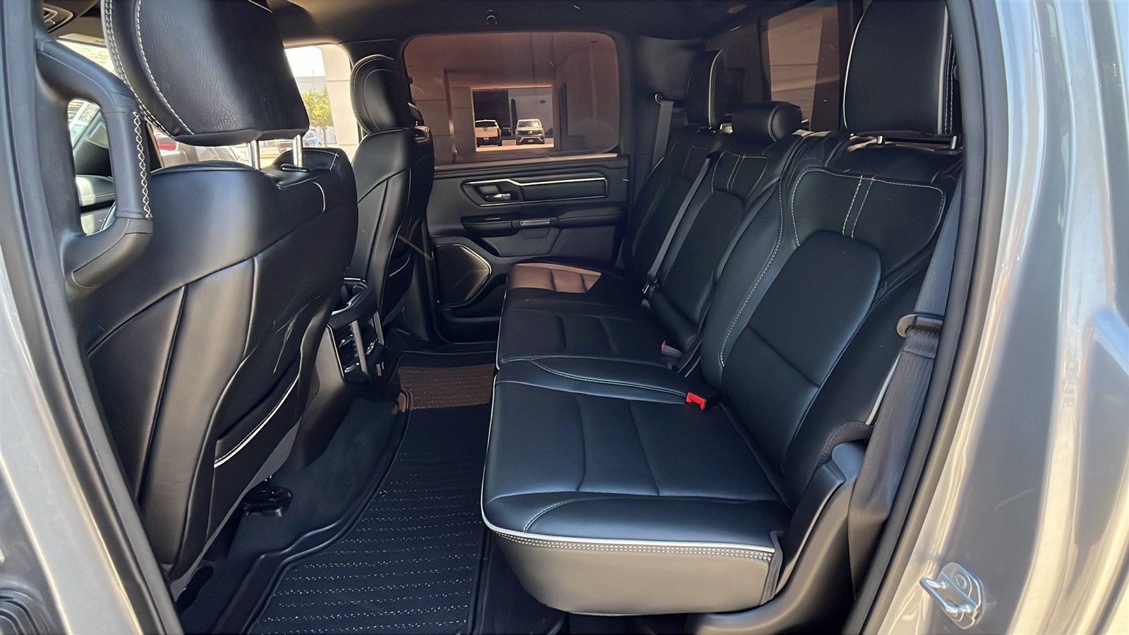 2022 RAM 1500 Limited Crew Cab 4x4 5'7" Box