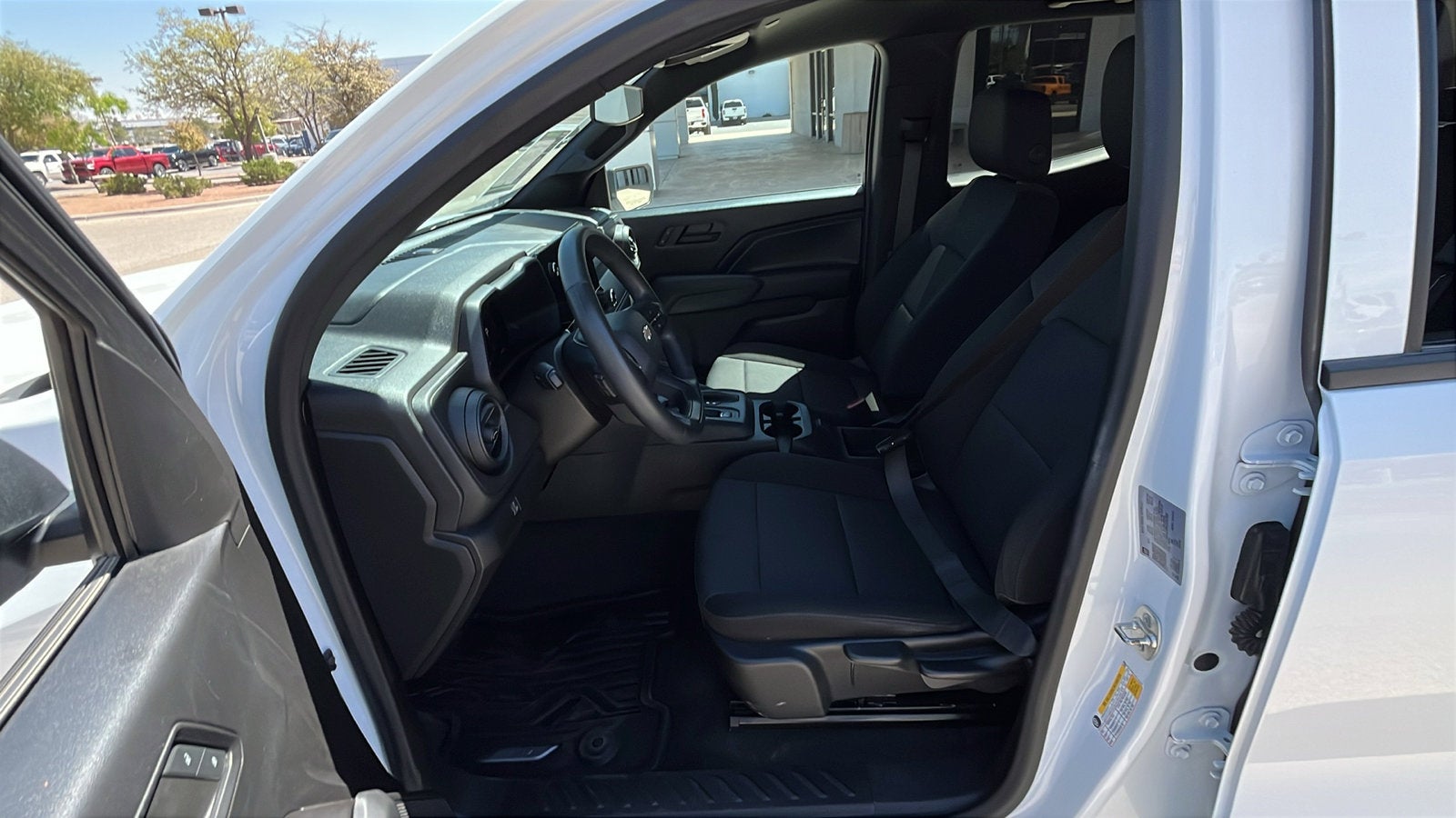 2024 Chevrolet Colorado WT