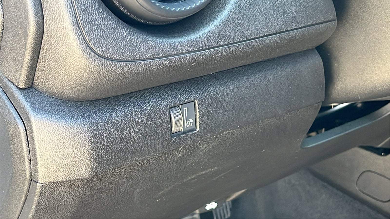 2024 Chevrolet Colorado WT