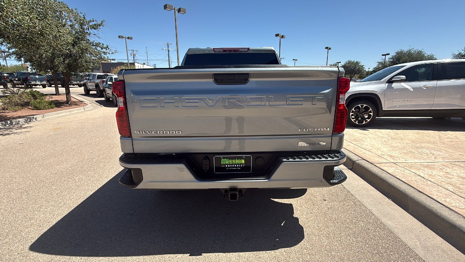 2025 Chevrolet Silverado 1500 Custom