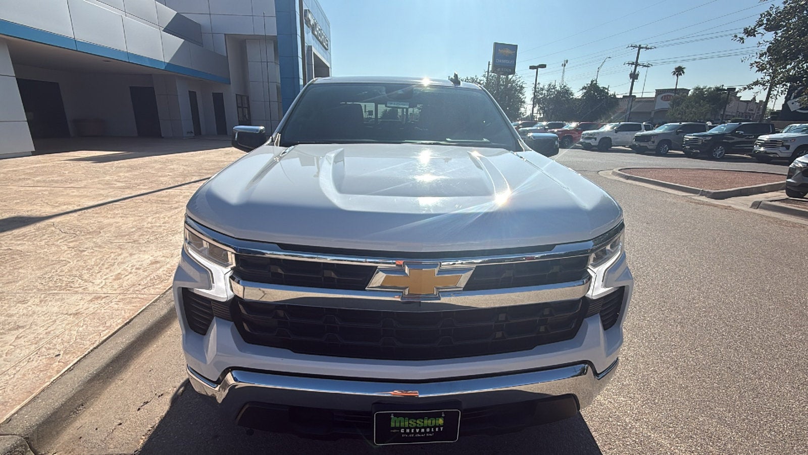 2025 Chevrolet Silverado 1500 LT