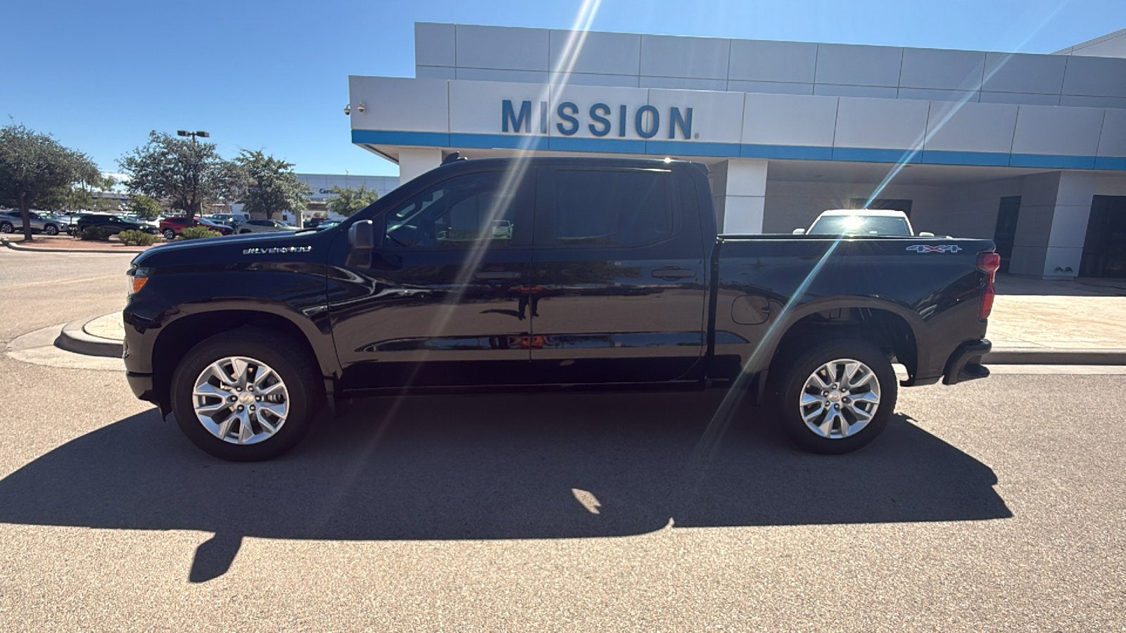 2024 Chevrolet Silverado 1500 Custom