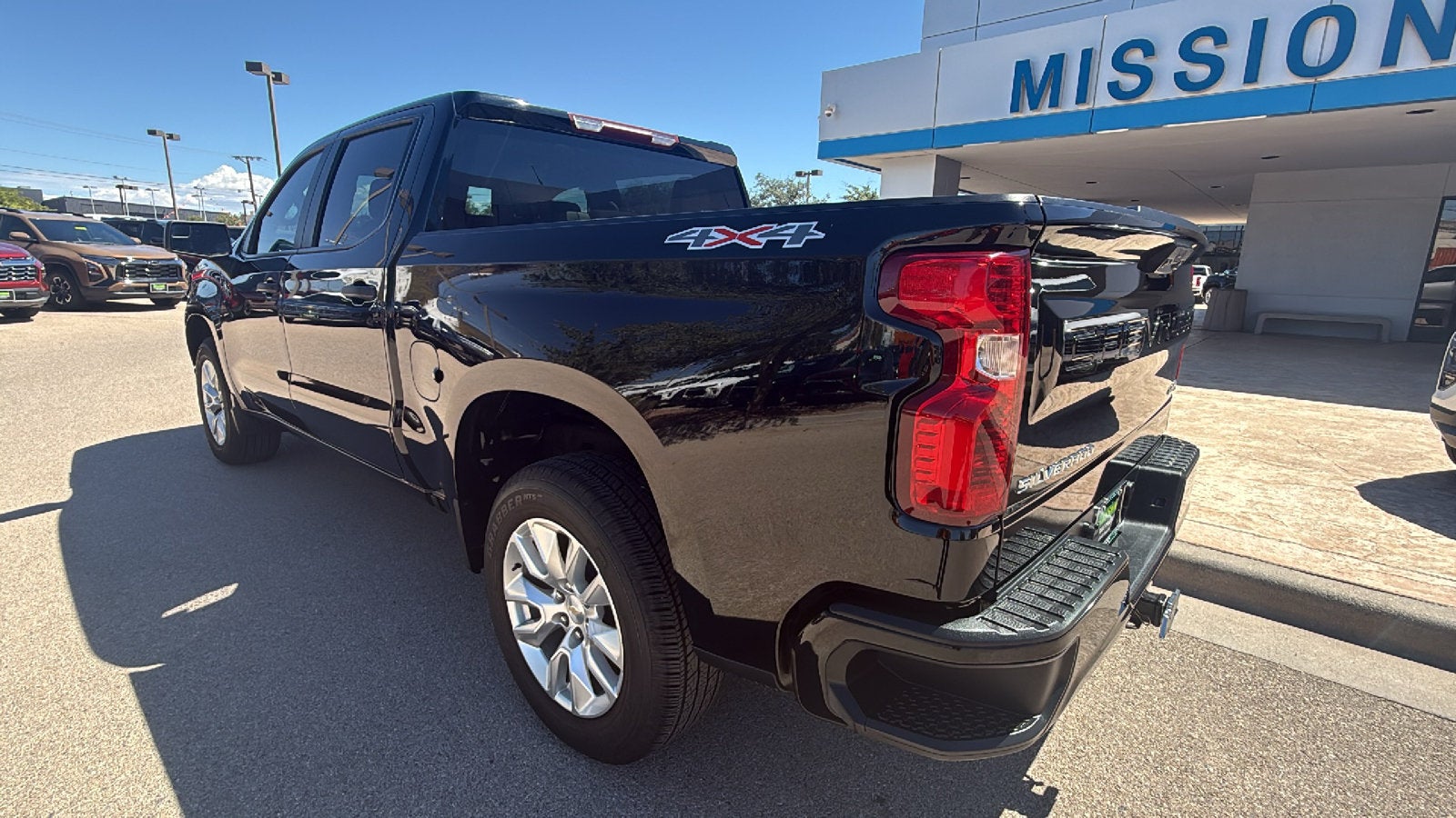 2024 Chevrolet Silverado 1500 Custom
