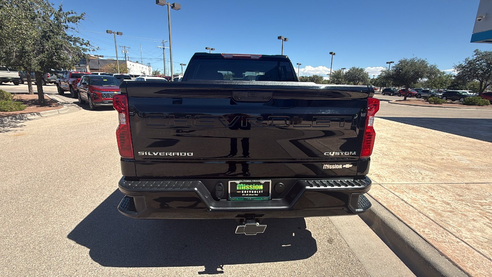2024 Chevrolet Silverado 1500 Custom