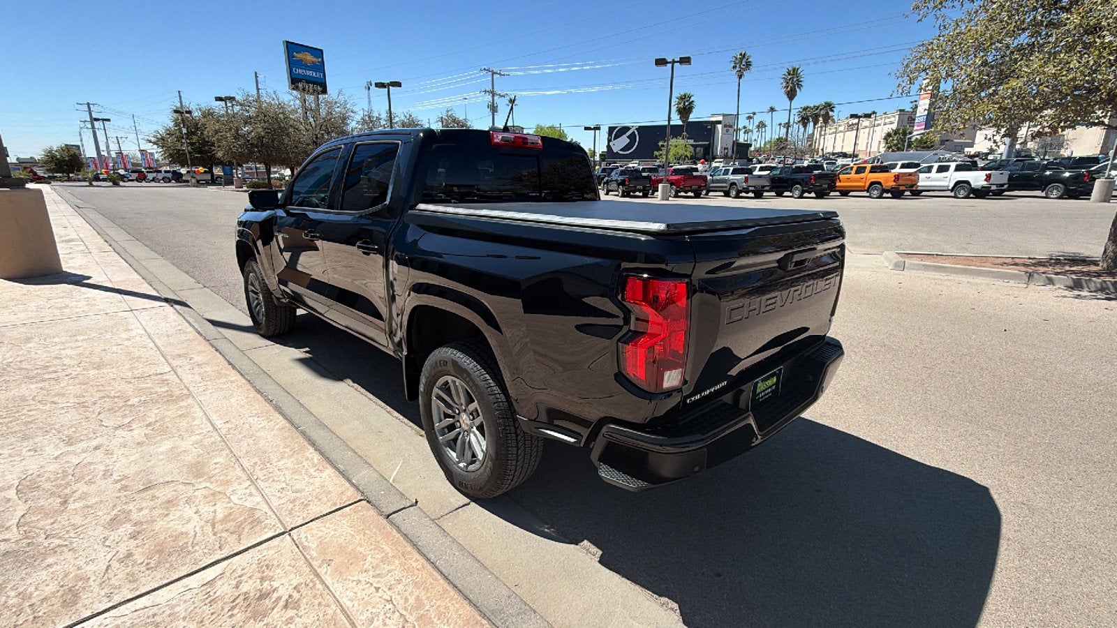 2025 Chevrolet Colorado WT/LT