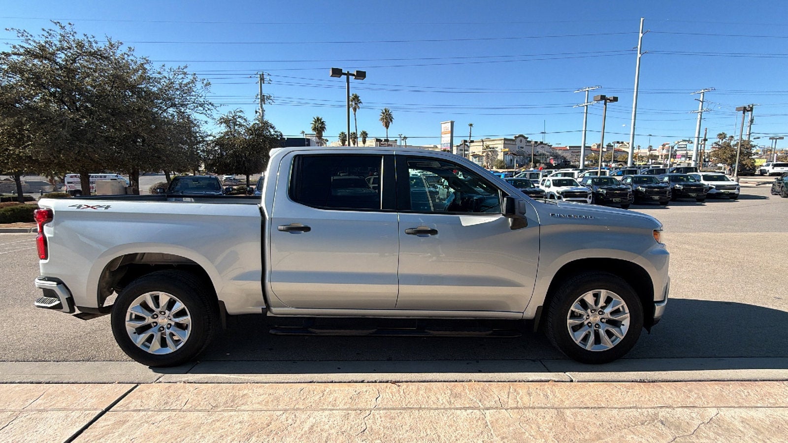 2022 Chevrolet Silverado 1500 LTD Custom