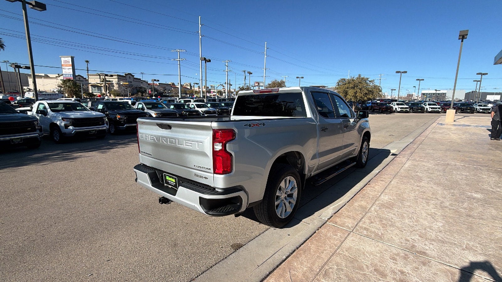 2022 Chevrolet Silverado 1500 LTD Custom