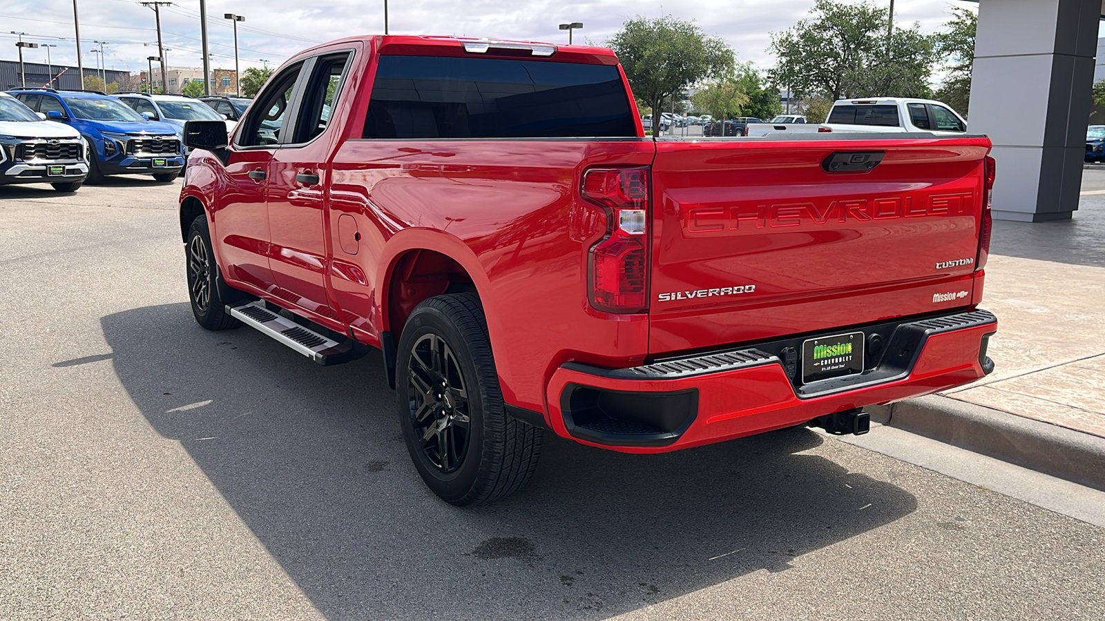 2024 Chevrolet Silverado 1500 Custom