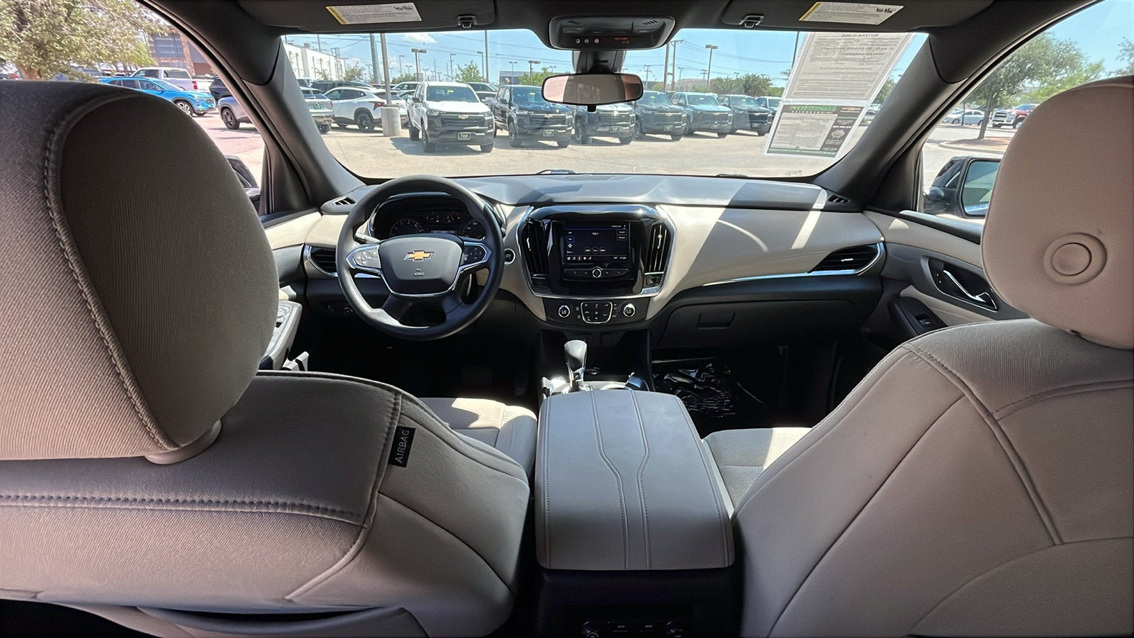 2022 Chevrolet Traverse LS