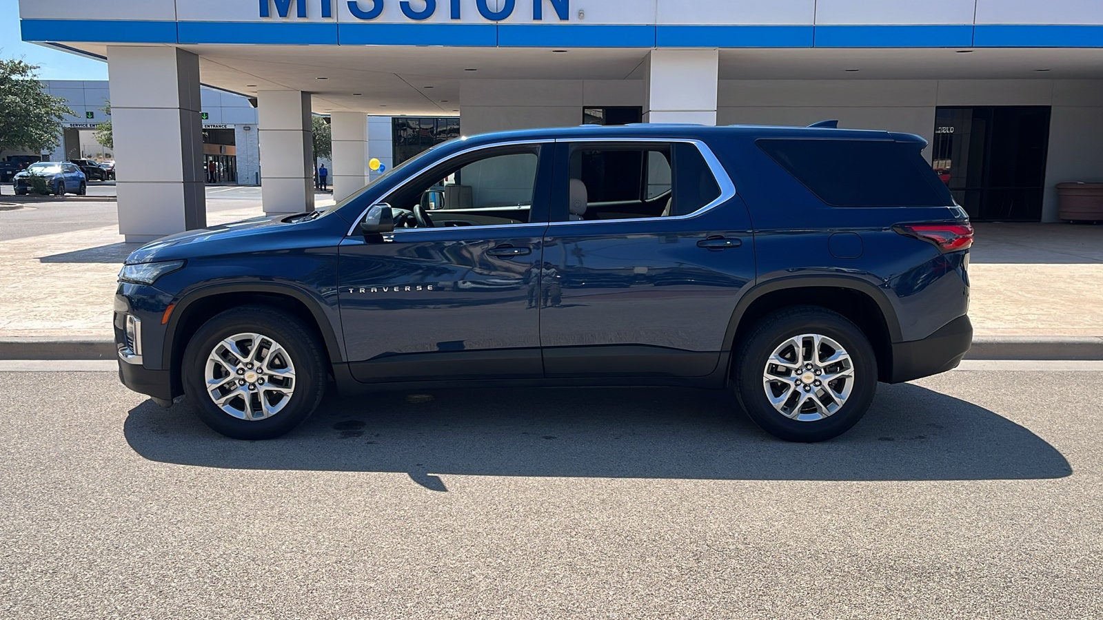 2022 Chevrolet Traverse LS