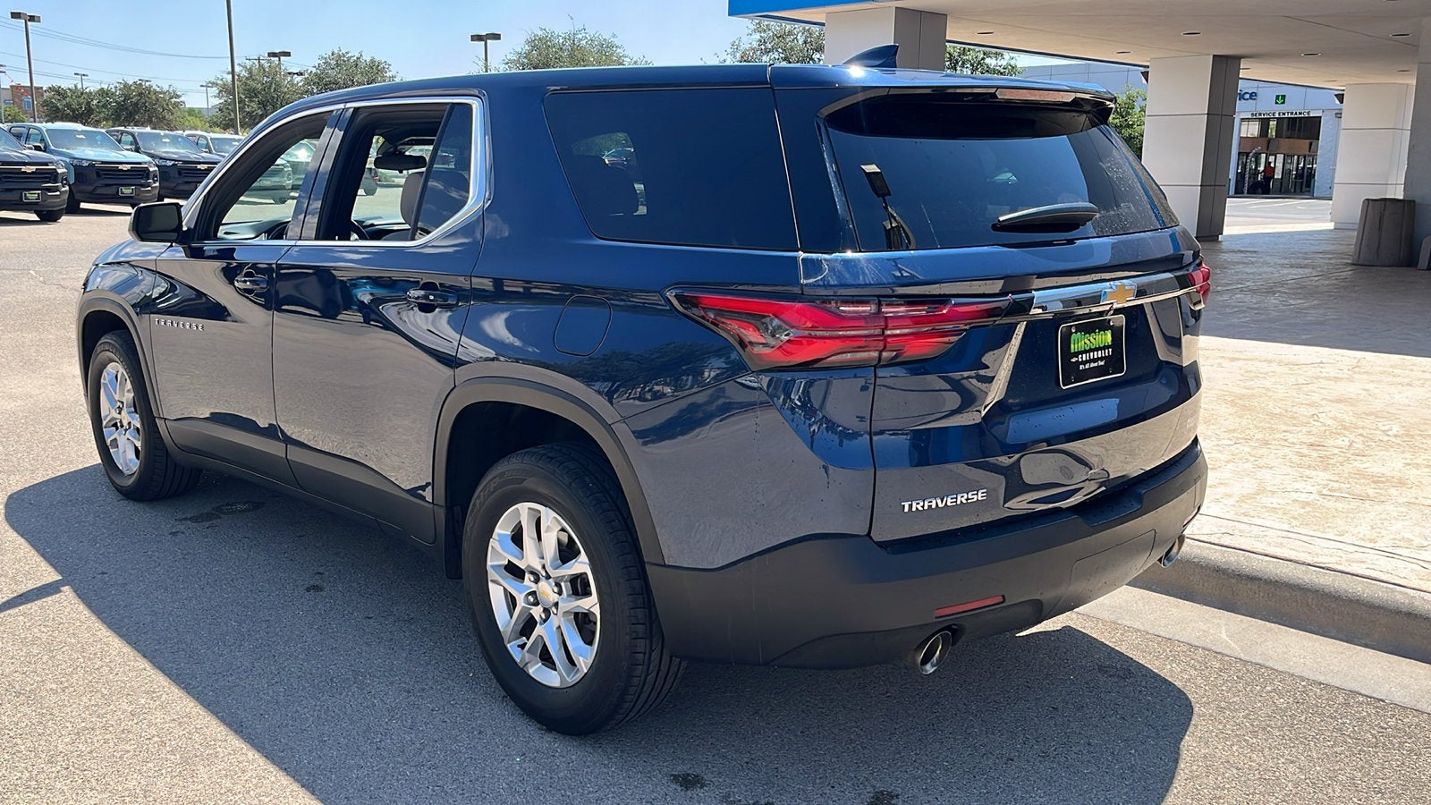 2022 Chevrolet Traverse LS