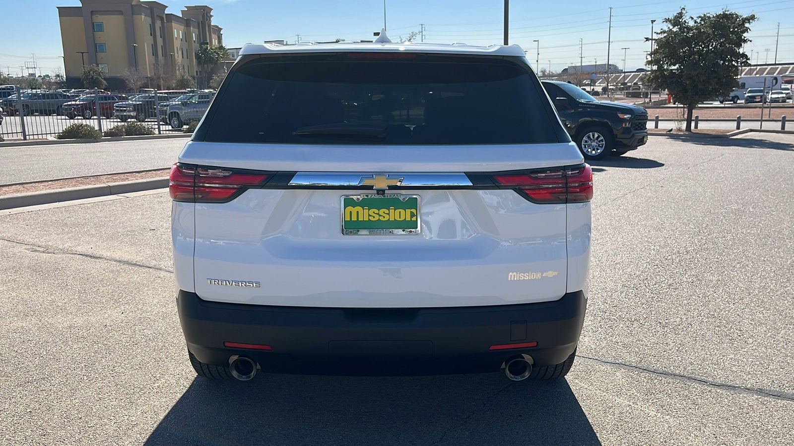 2023 Chevrolet Traverse LS