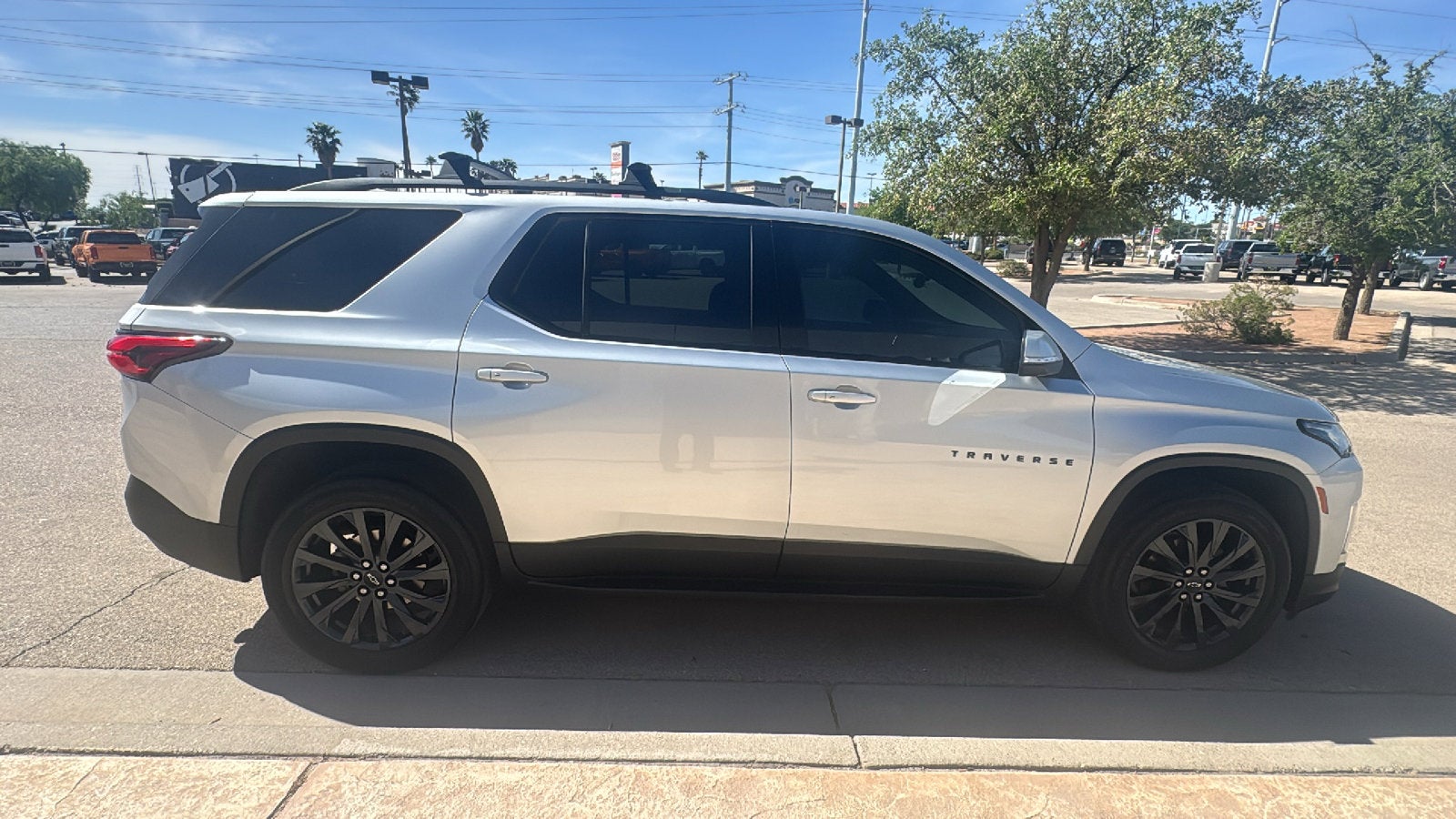2022 Chevrolet Traverse RS