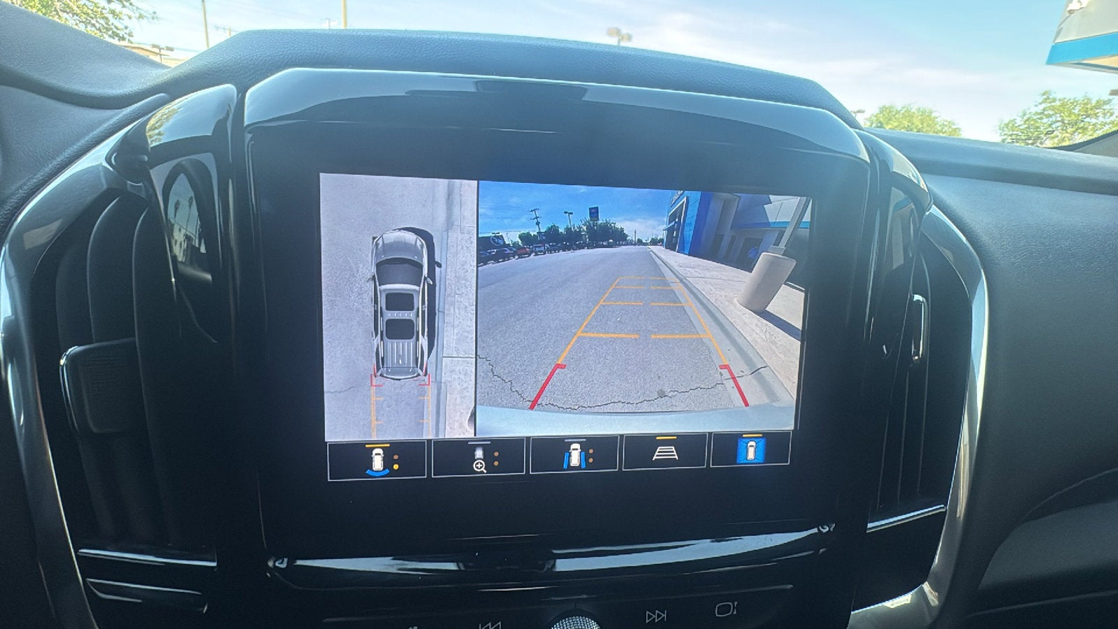 2022 Chevrolet Traverse RS