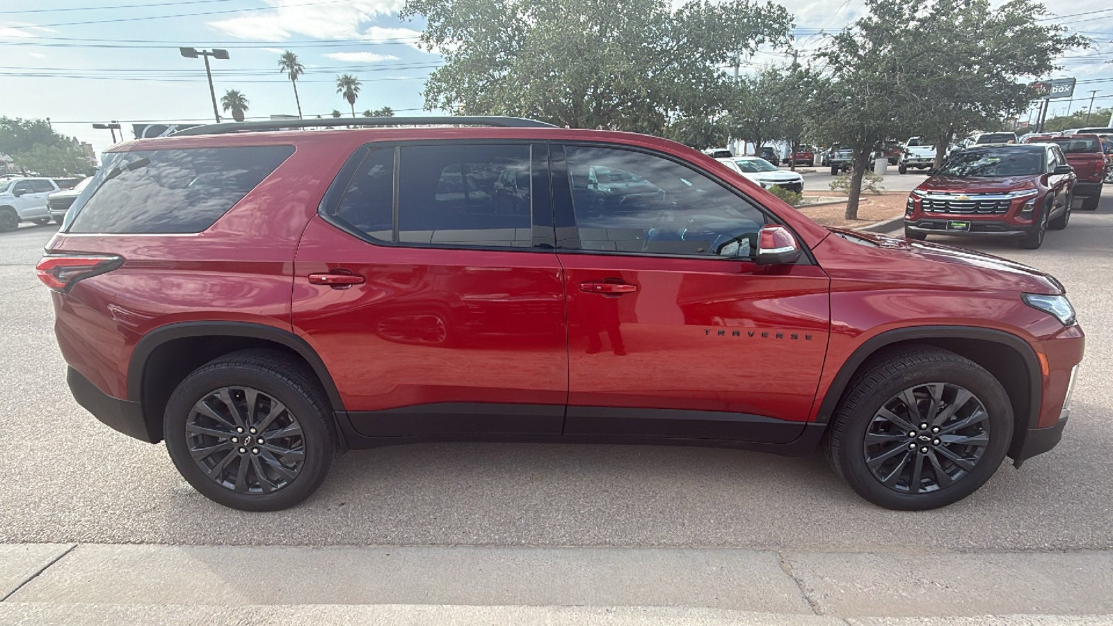 2023 Chevrolet Traverse RS