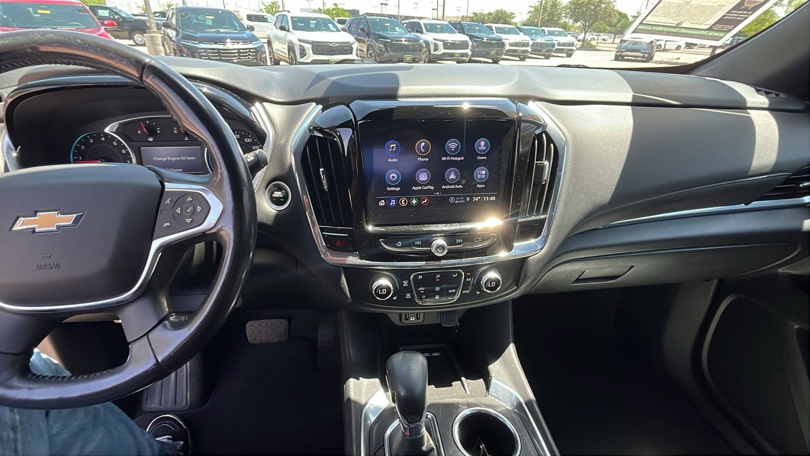 2022 Chevrolet Traverse LT Cloth