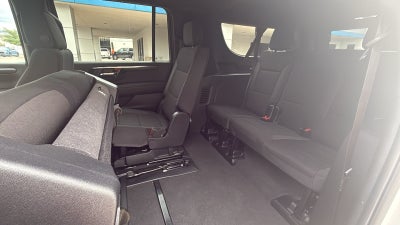 2025 Chevrolet Suburban LS