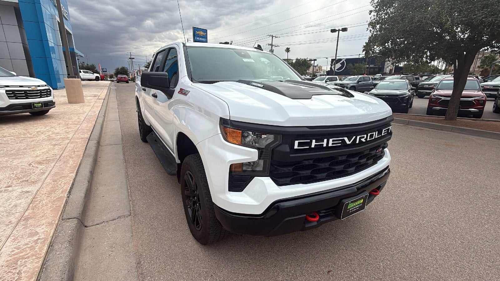 2025 Chevrolet Suburban LS