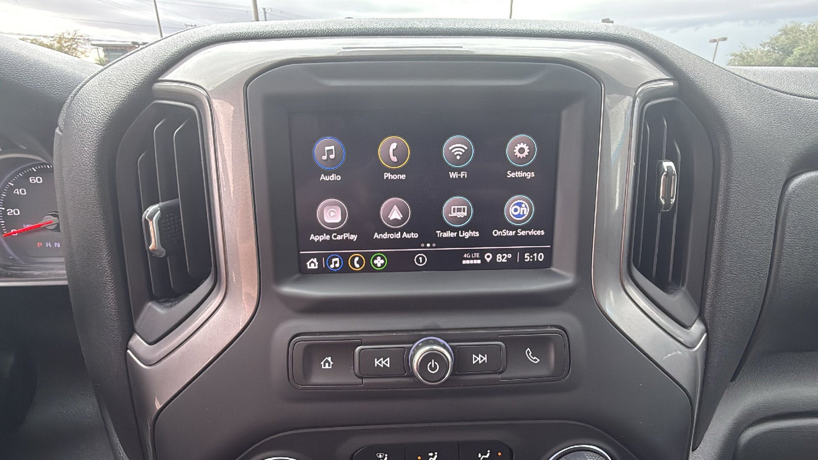 2025 Chevrolet Suburban LS