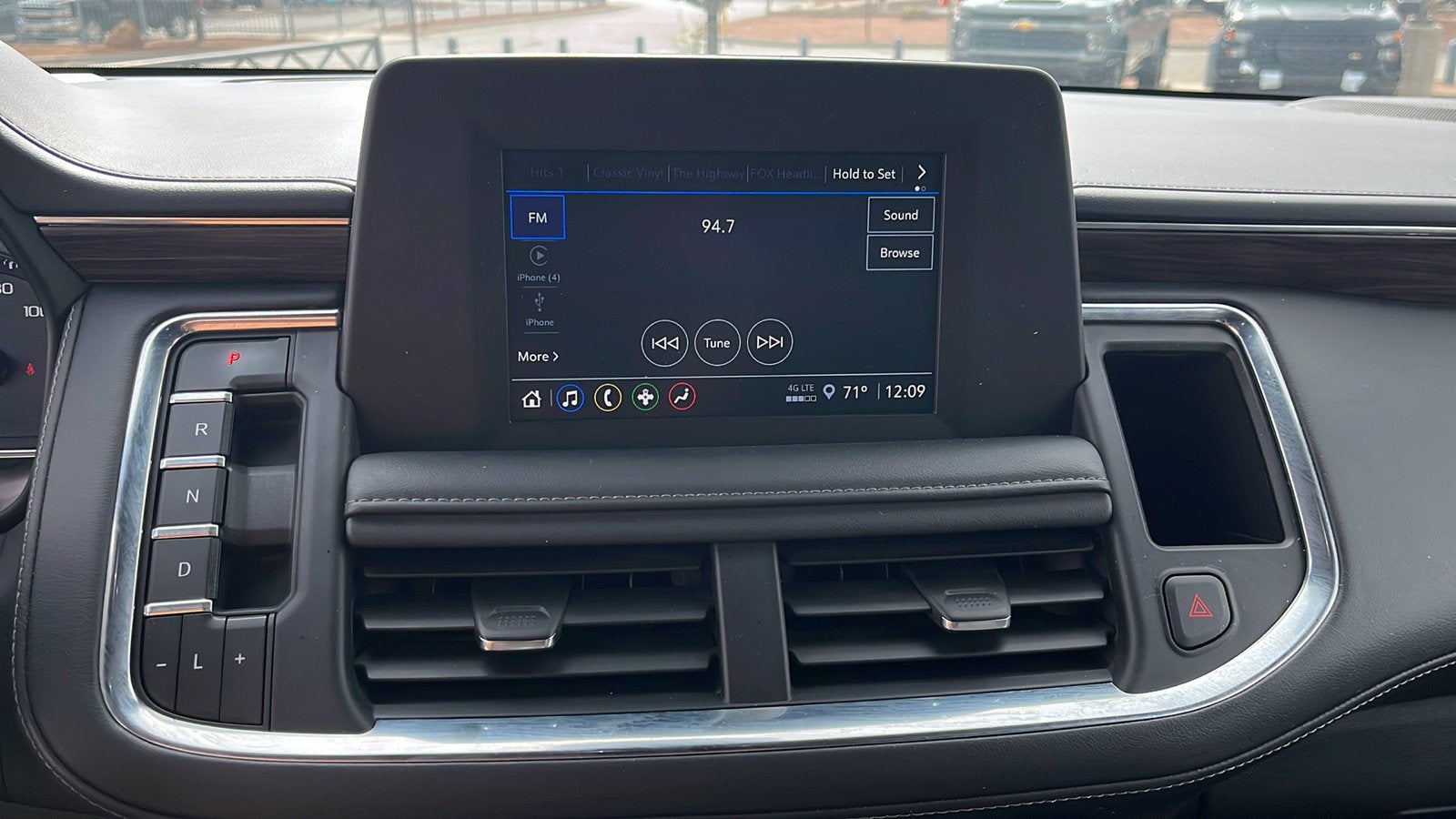 2023 Chevrolet Tahoe LS