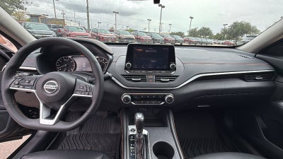 2022 Nissan Altima SR FWD