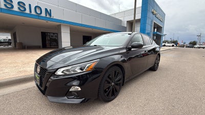 2022 Nissan Altima SR FWD