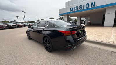 2022 Nissan Altima SR FWD