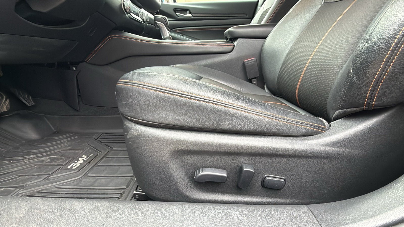 2022 Nissan Altima SR FWD