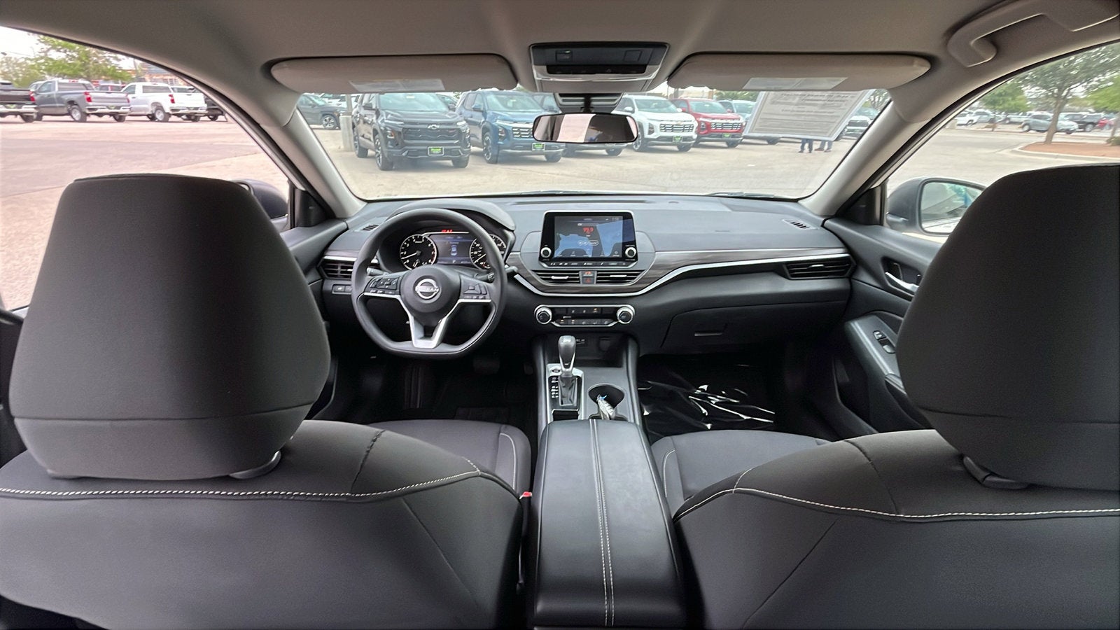 2025 Nissan Altima SV