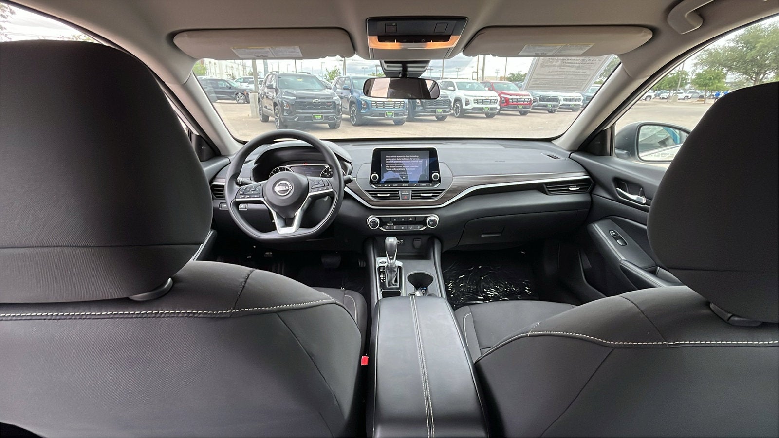 2025 Nissan Altima SV