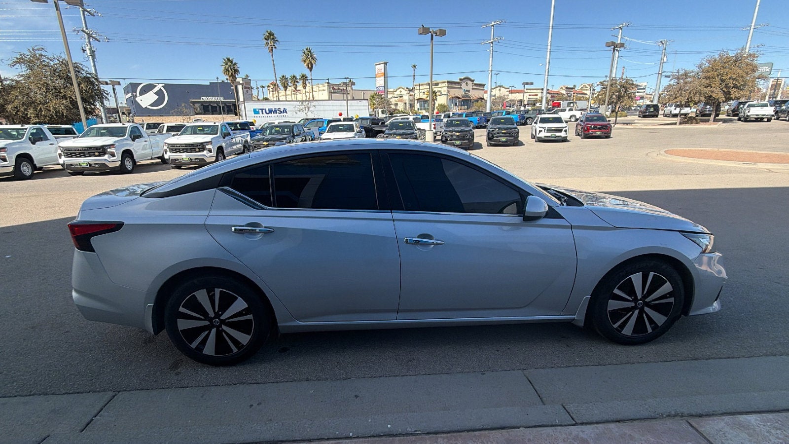 2022 Nissan Altima 2.5 SV