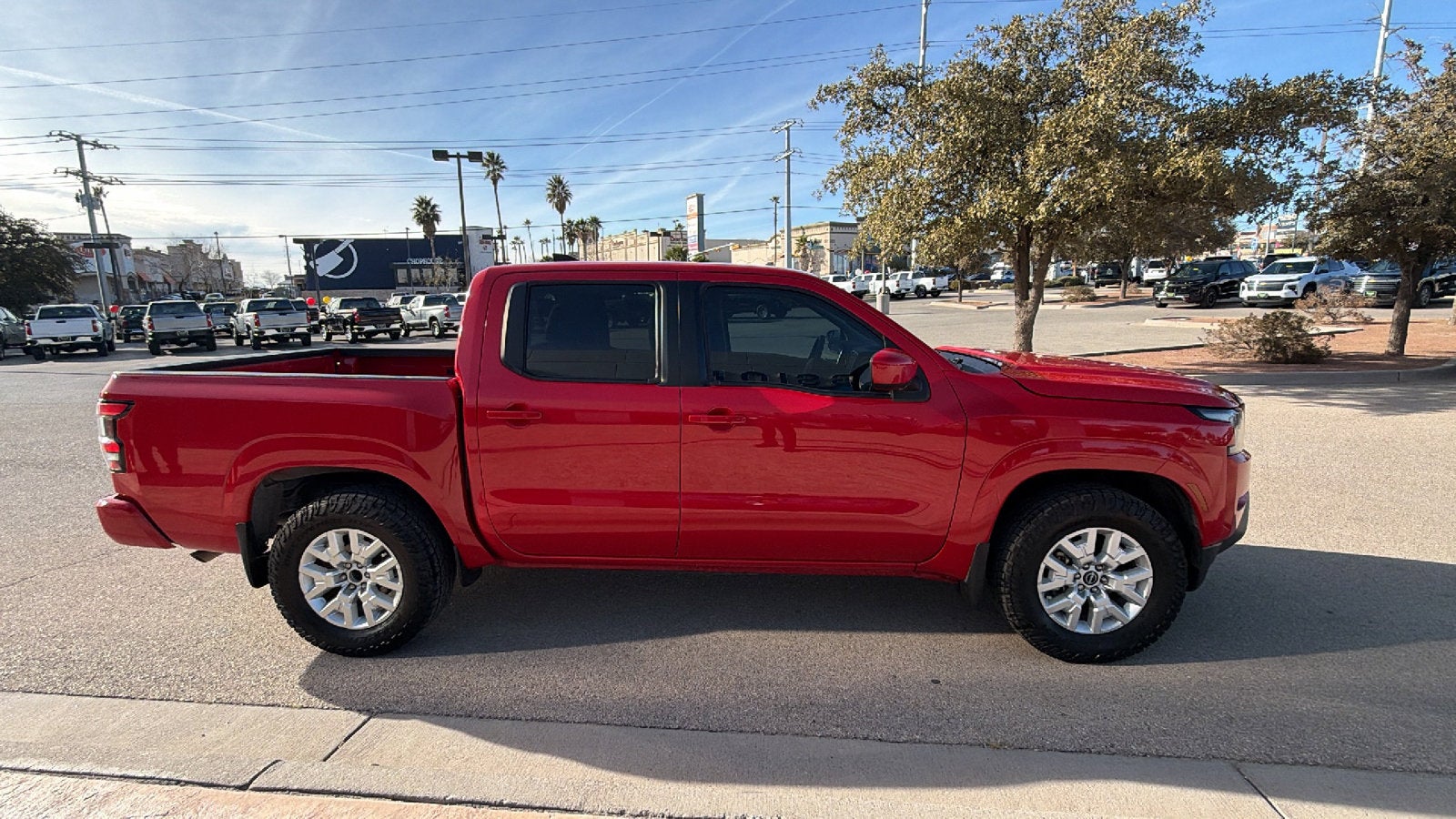 2022 Nissan Frontier SV