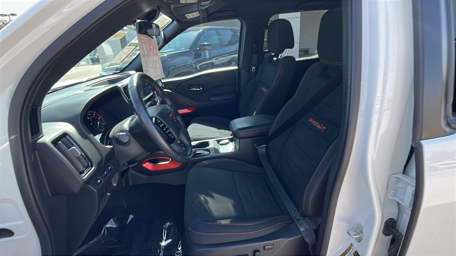 2025 Nissan Frontier Crew Cab PRO-X 4x2