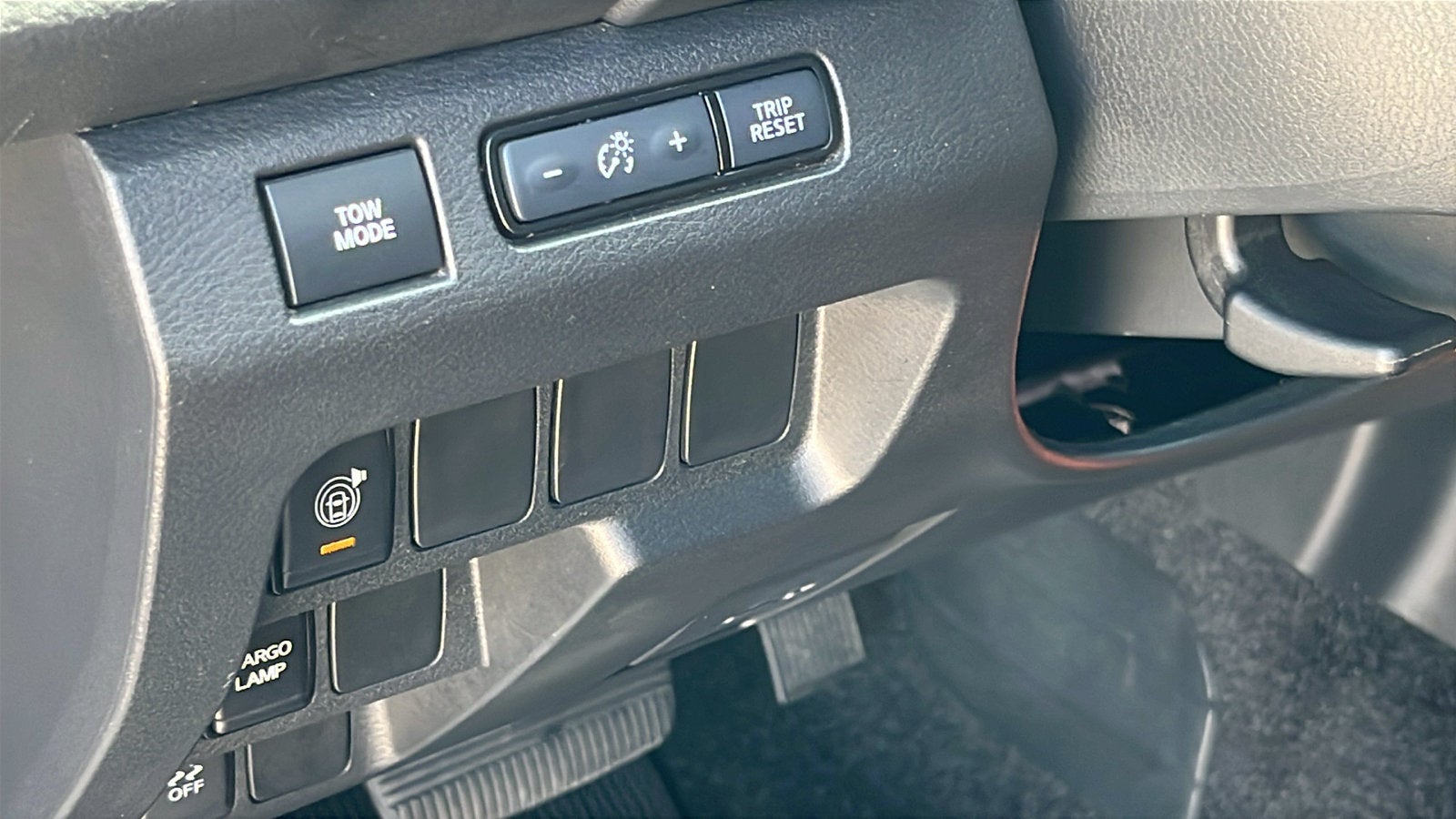 2025 Nissan Frontier Crew Cab PRO-X 4x2