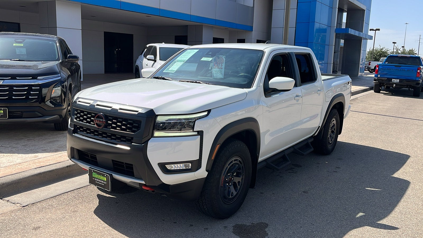2025 Nissan Frontier Crew Cab PRO-X 4x2