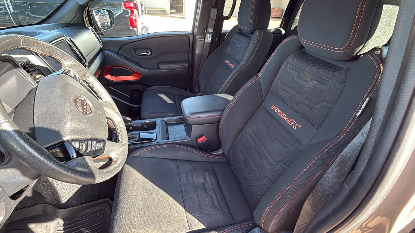 2024 Nissan Frontier Crew Cab PRO-4X 4x4
