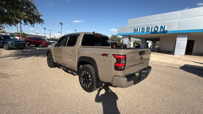 2024 Nissan Frontier Crew Cab PRO-4X 4x4