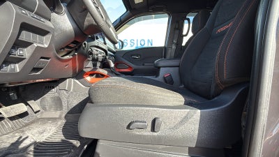 2024 Nissan Frontier Crew Cab PRO-4X 4x4