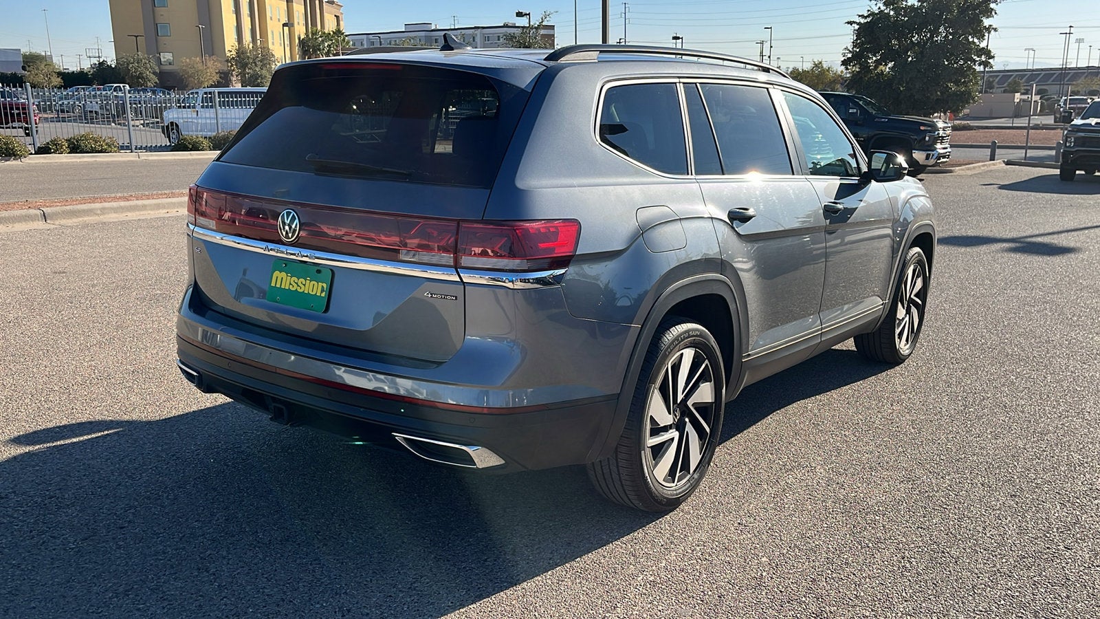 2024 Volkswagen Atlas 2.0T SE w/Technology