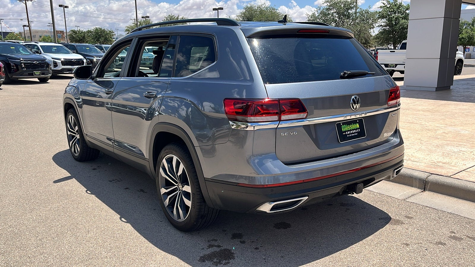 2023 Volkswagen Atlas 3.6L V6 SE w/Technology