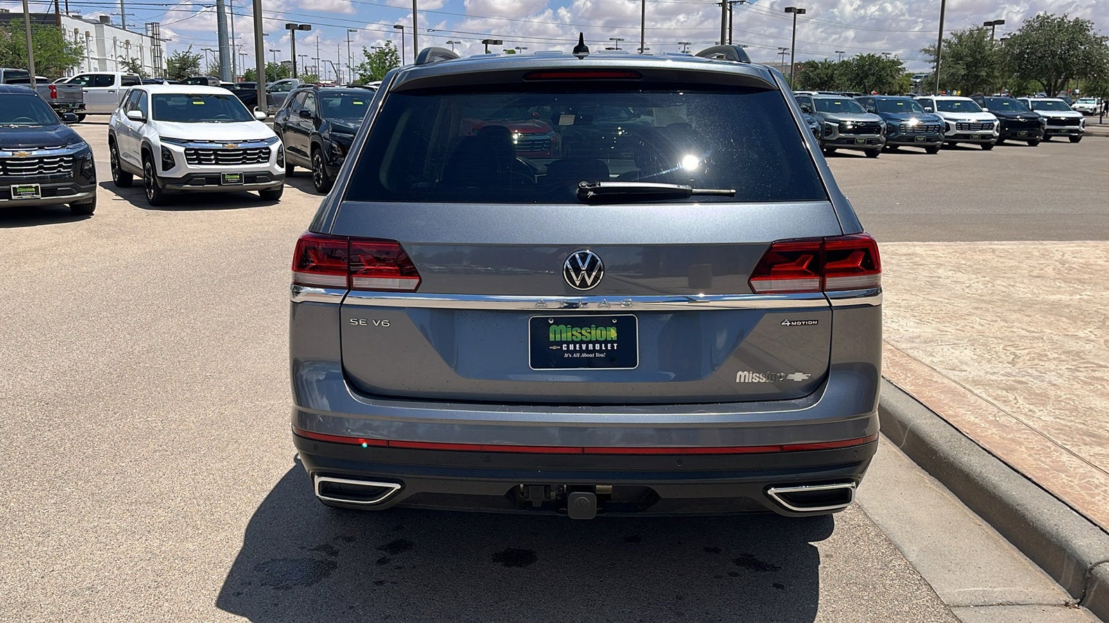 2023 Volkswagen Atlas 3.6L V6 SE w/Technology