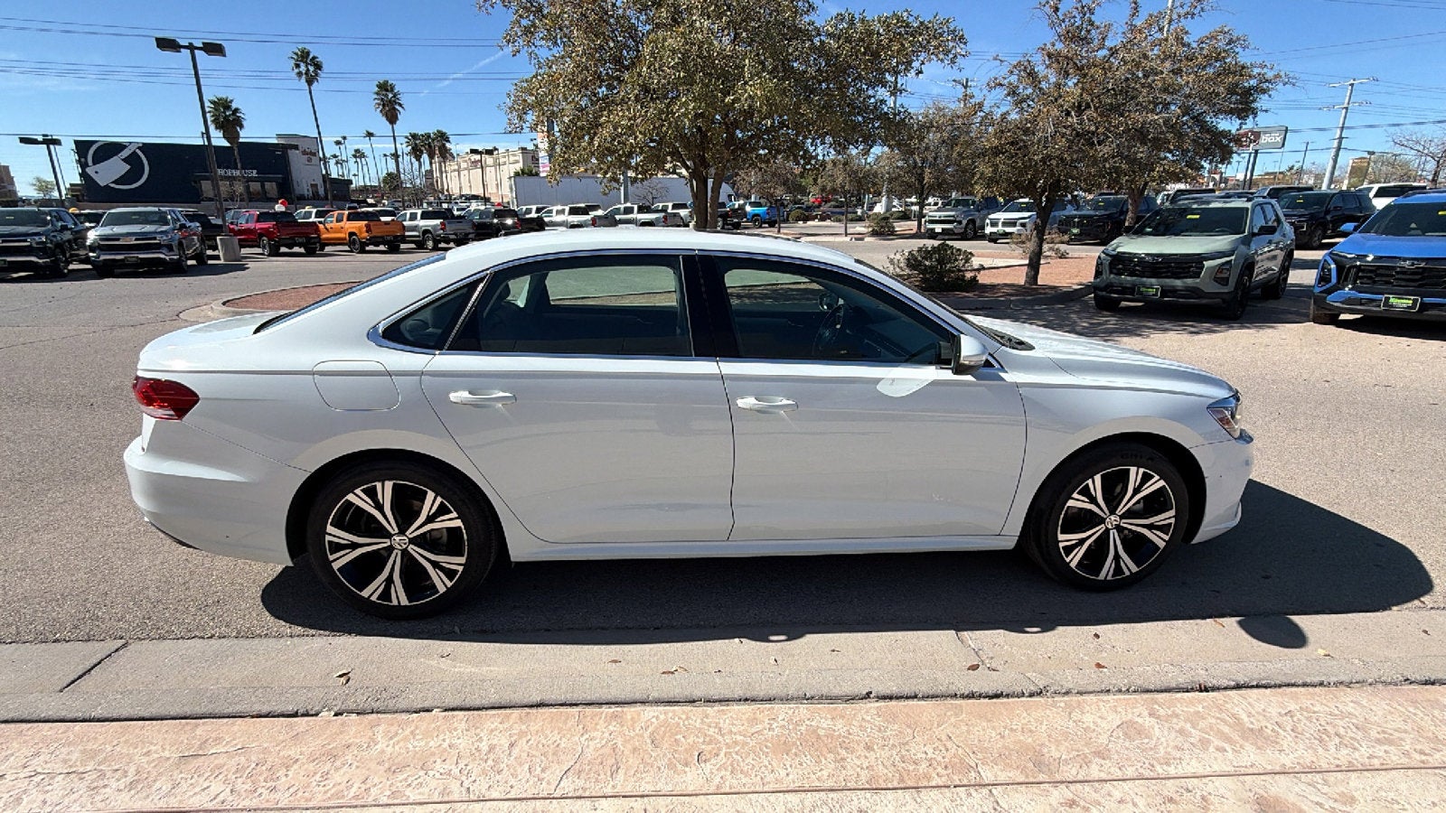 2021 Volkswagen Passat 2.0T SE