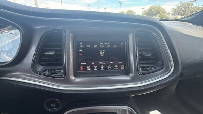 2022 Dodge Challenger SXT