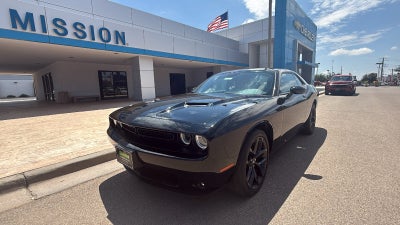 2022 Dodge Challenger SXT