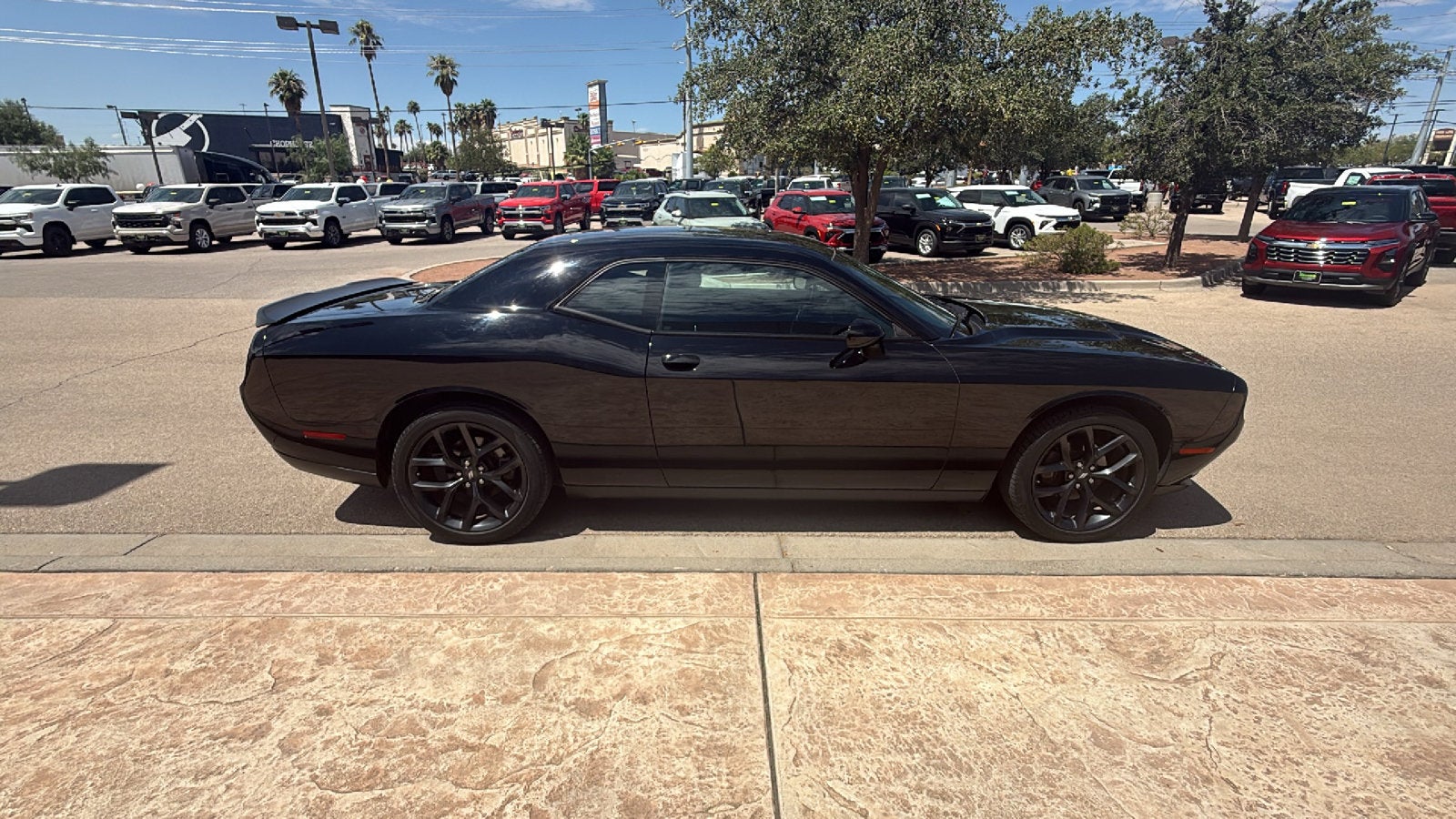 2022 Dodge Challenger SXT